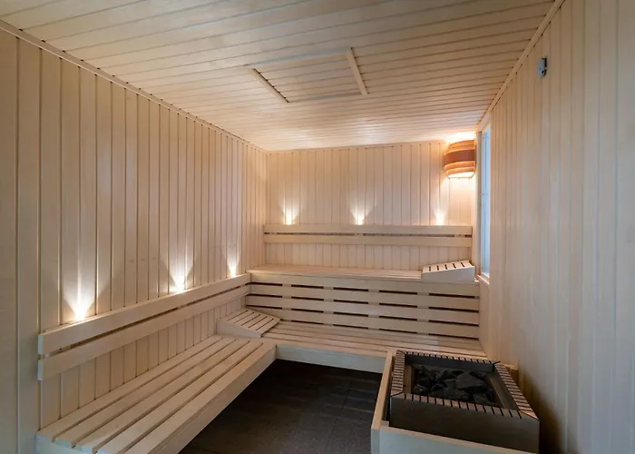 Hotel Miléade Les Pléïades 3*