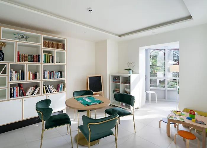 Hotel Miléade Les Pléïades 3*